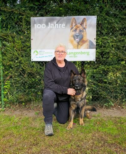 Ulrike Hellner mit "Indra vom Hirtental"